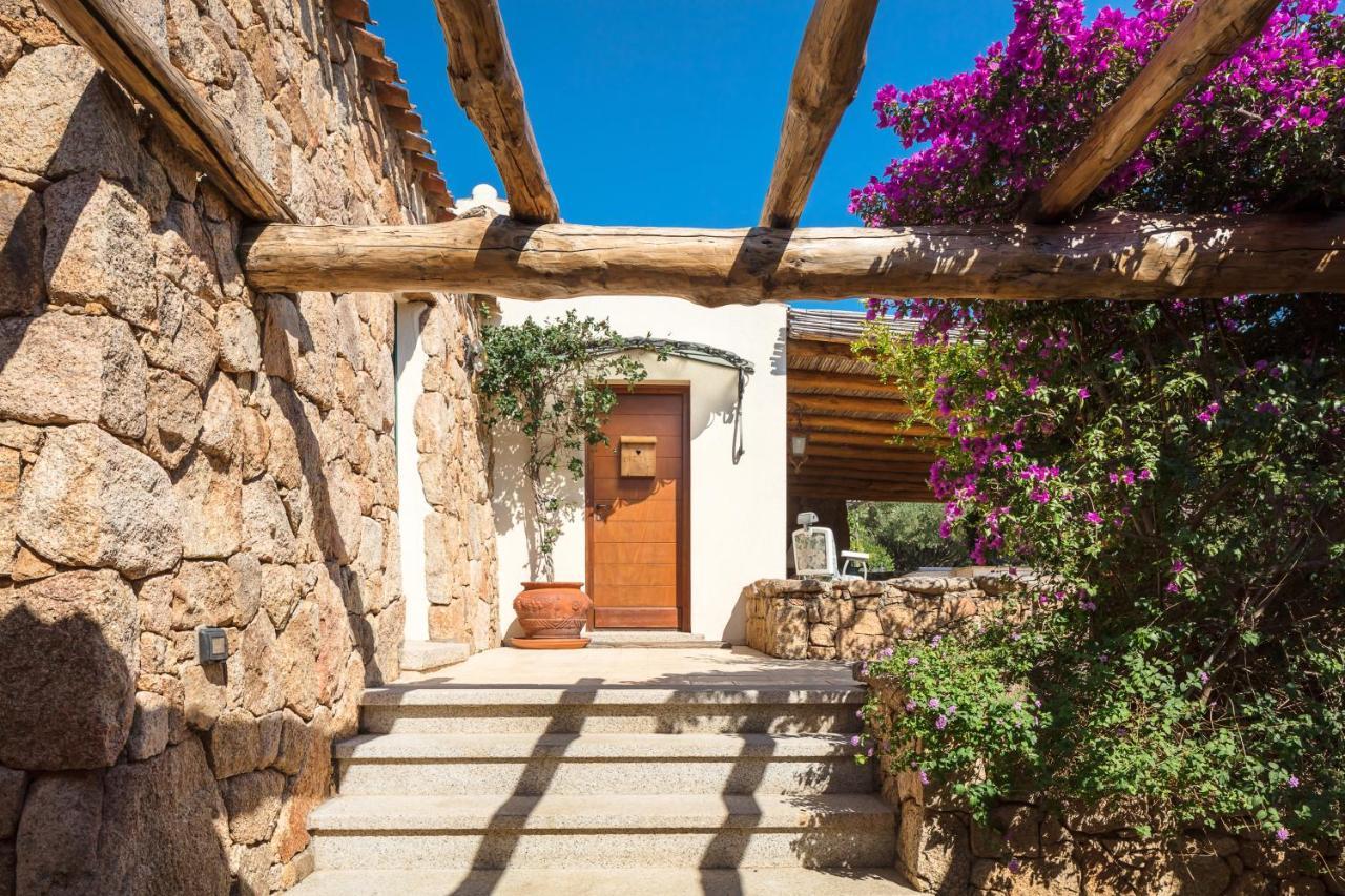 Bed and Breakfast Albero Capovolto Golfo Aranci Zewnętrze zdjęcie