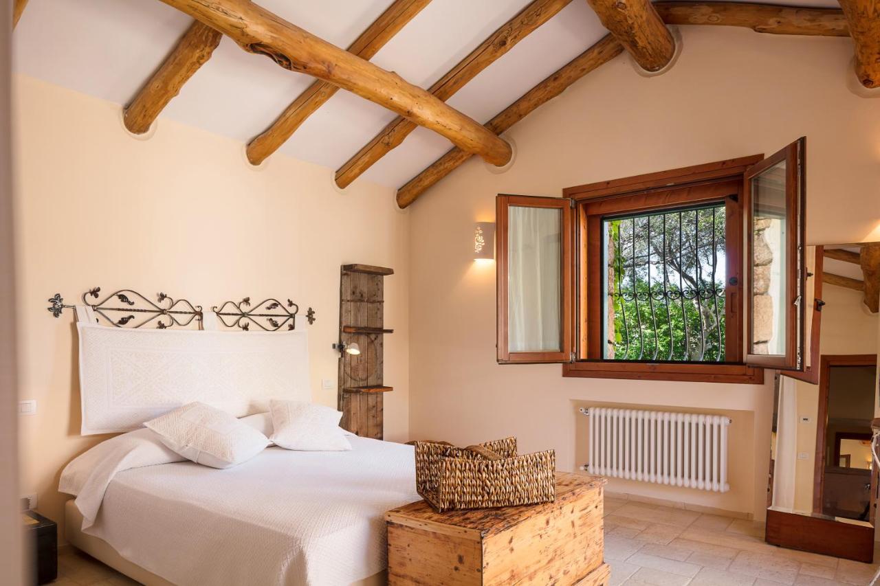 Bed and Breakfast Albero Capovolto Golfo Aranci Zewnętrze zdjęcie