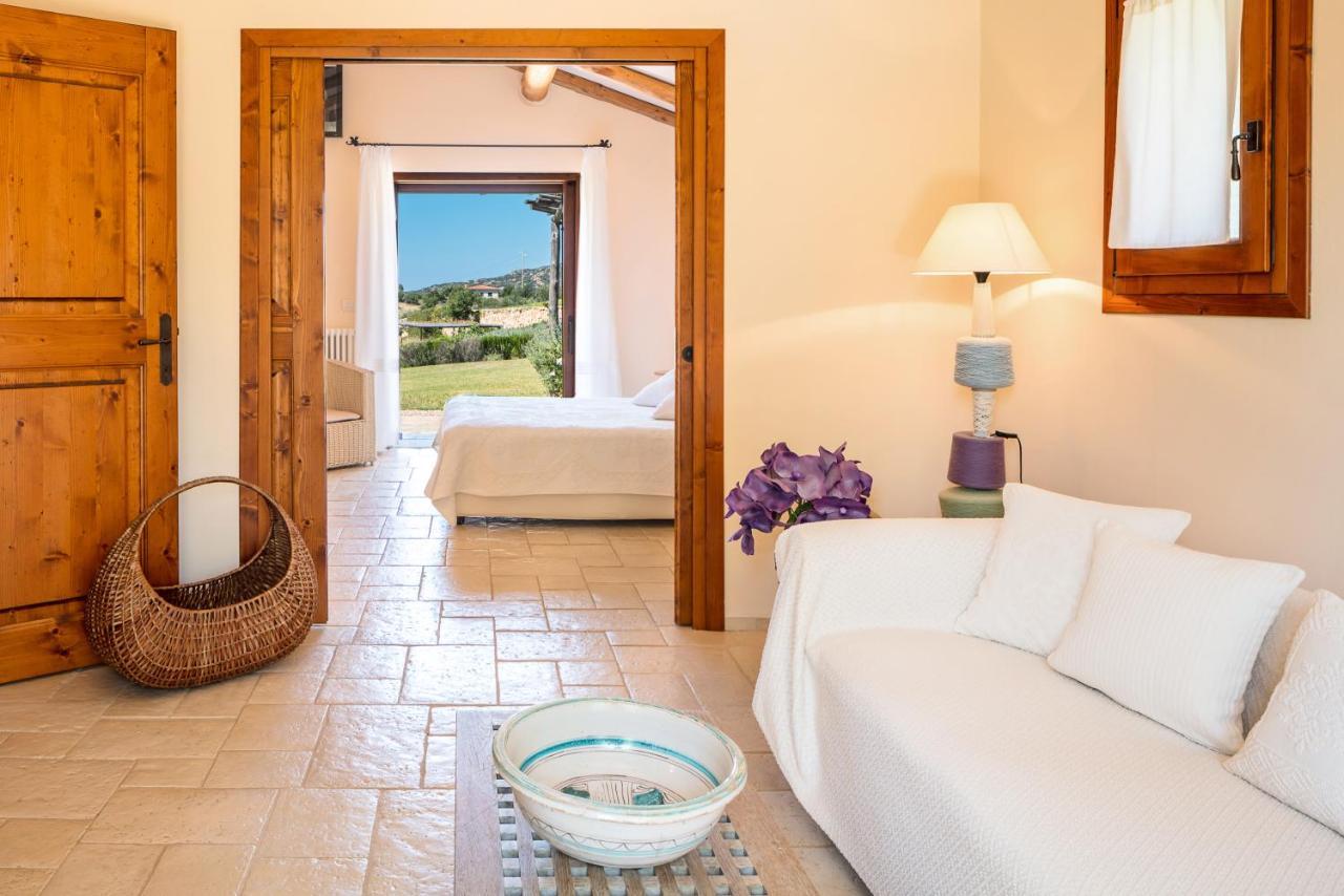 Bed and Breakfast Albero Capovolto Golfo Aranci Zewnętrze zdjęcie