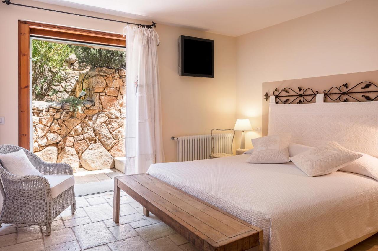 Bed and Breakfast Albero Capovolto Golfo Aranci Zewnętrze zdjęcie